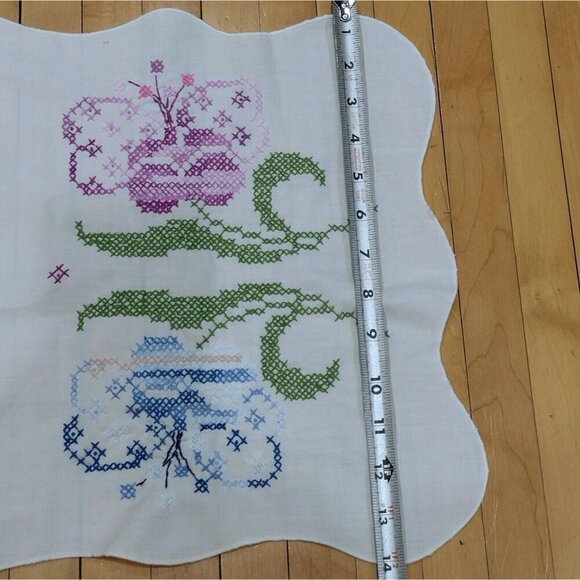 Vintage Handmade Cross Stitch Table Runner Dresser Scarf Floral Flower Spring 14 - Picture 7 of 8